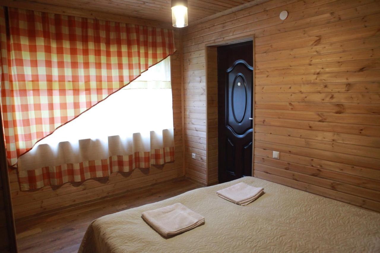 מסטיה Cottage Woodside מראה חיצוני תמונה
