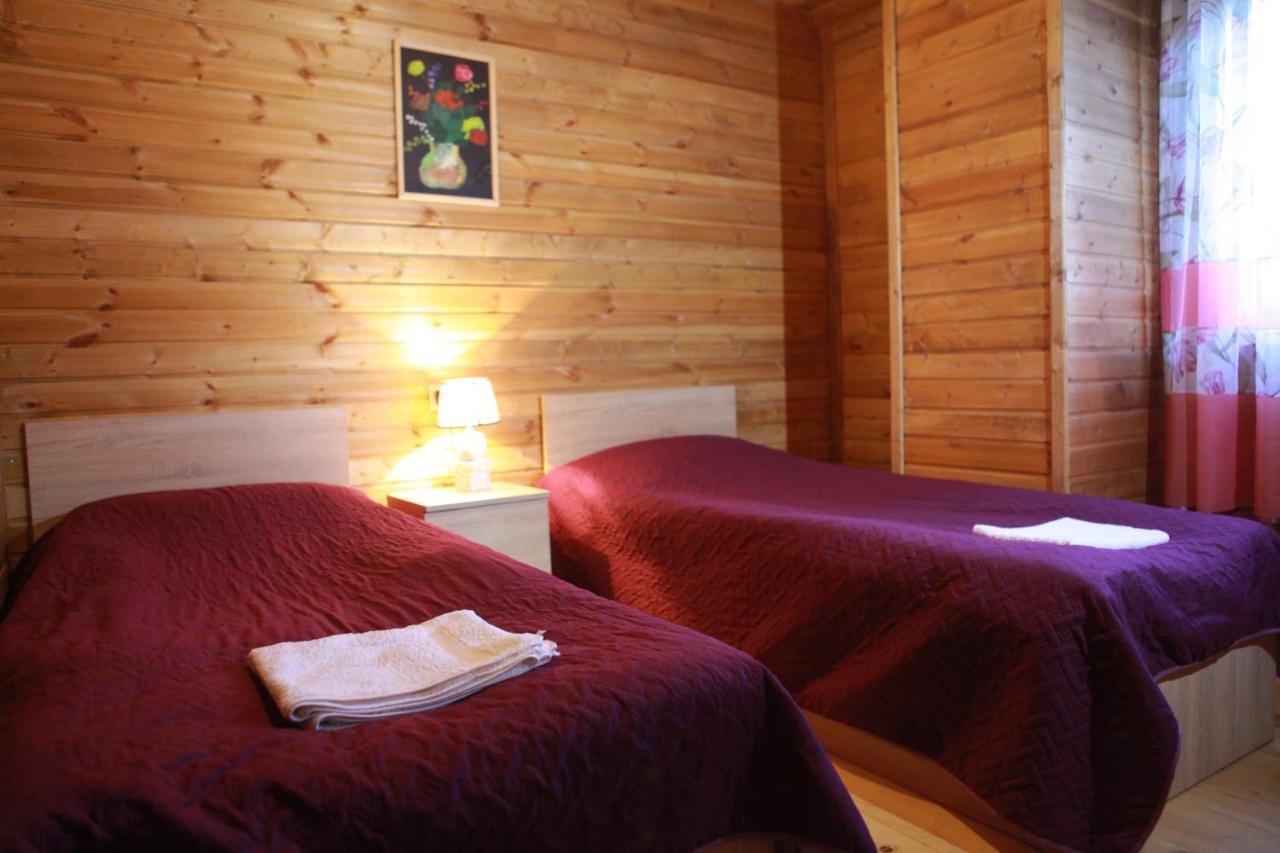 מסטיה Cottage Woodside מראה חיצוני תמונה