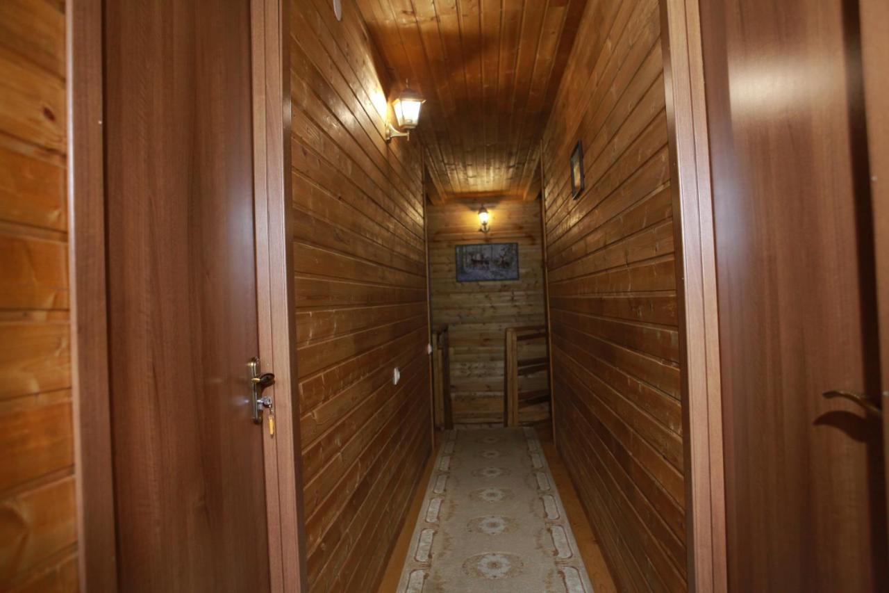 מסטיה Cottage Woodside מראה חיצוני תמונה