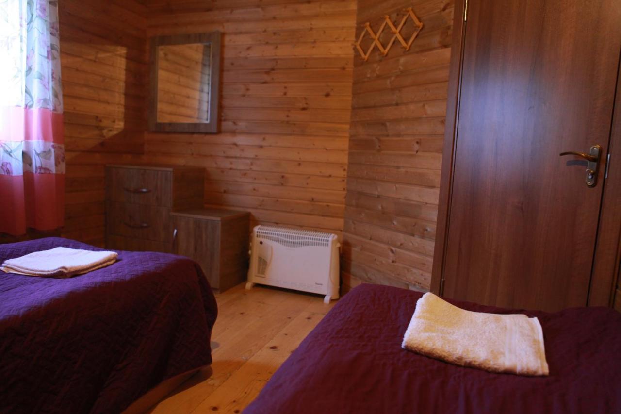 מסטיה Cottage Woodside מראה חיצוני תמונה