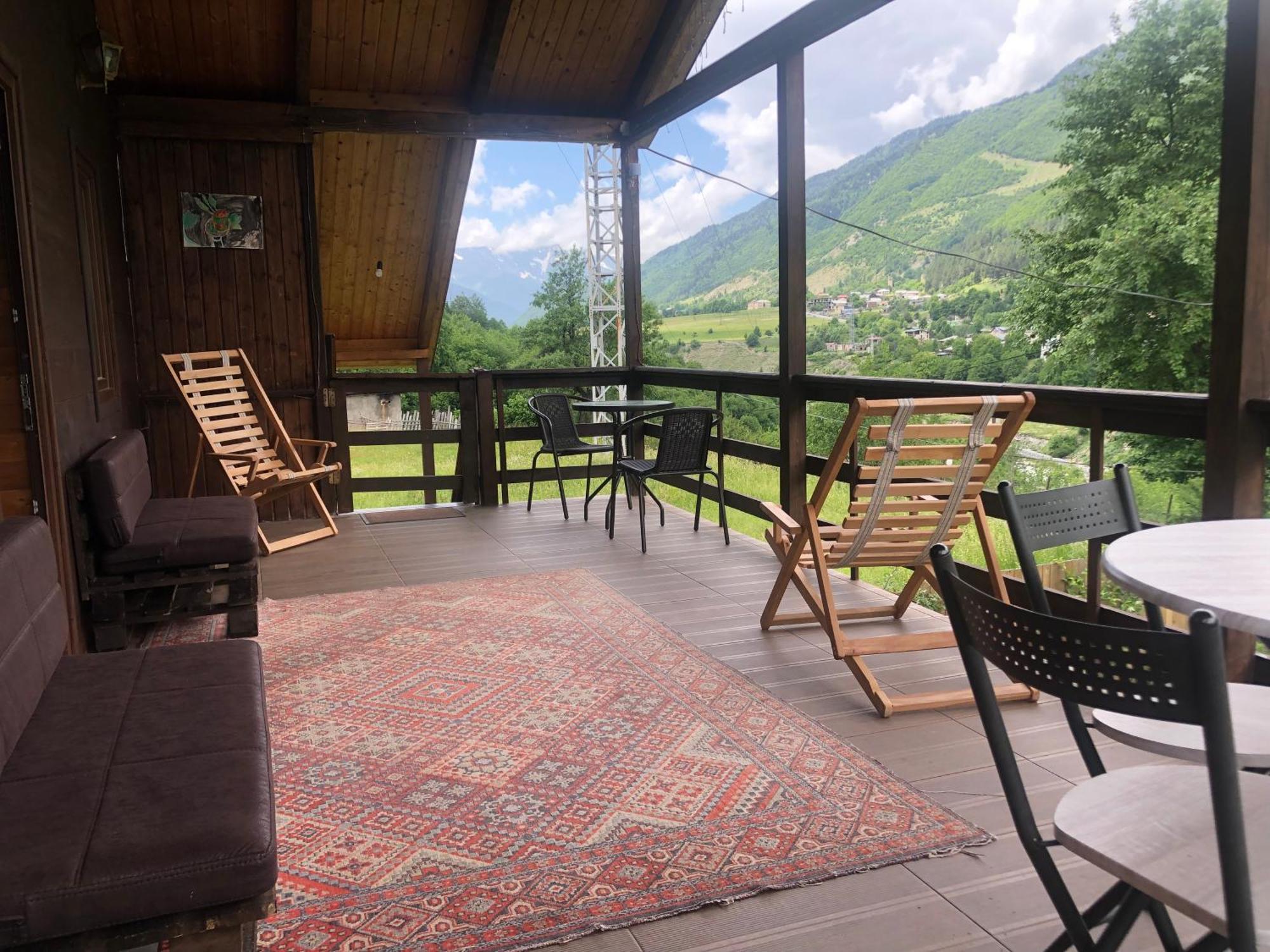 מסטיה Cottage Woodside מראה חיצוני תמונה
